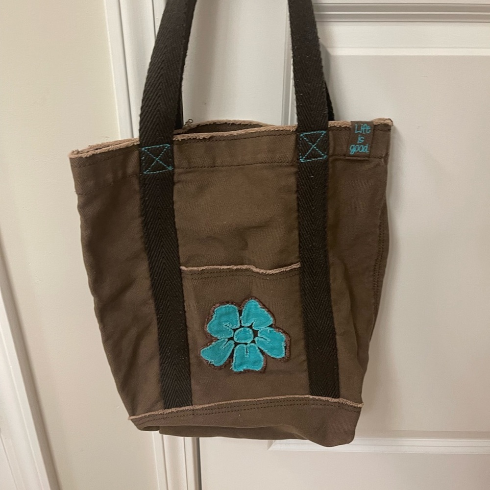 Life is good tote